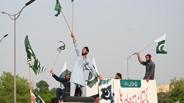 بھارت کی جارحیت کے بعد اسلام آباد میں عوامی مظاہرے