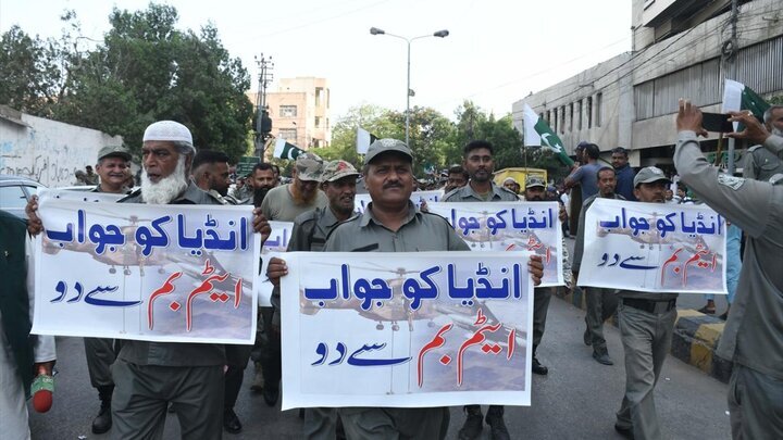 بھارت کی جارحیت کے بعد اسلام آباد میں عوامی مظاہرے