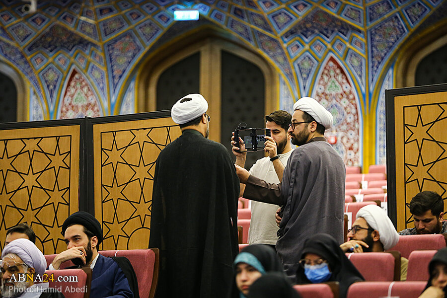 گزارش تصویری | حاشیههای همایش تخصصی «حوزه و بین الملل» در قم گزارش تصویری | حاشیههای همایش تخصصی «حوزه و بین الملل» در قم