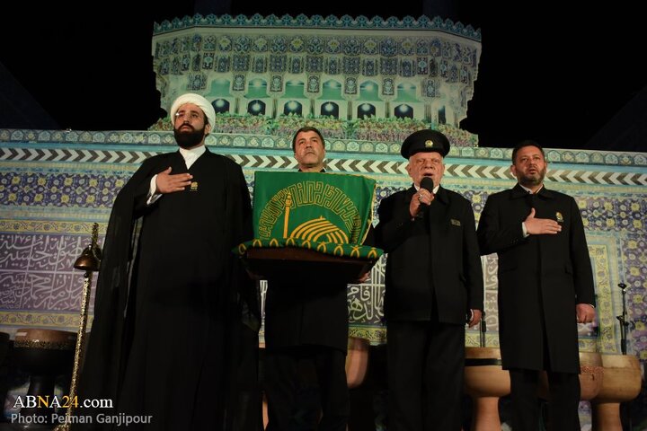 جشن بزرگ میلاد امام رضا(ع) در میدان امام خمینی(ره) اصفهان