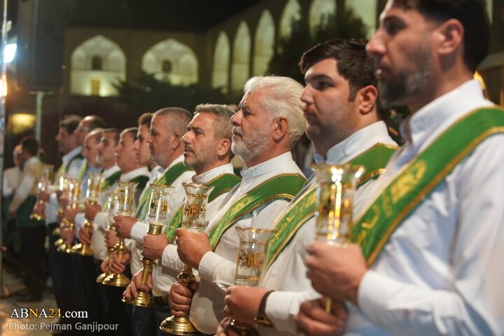 جشن بزرگ میلاد امام رضا(ع) در میدان امام خمینی(ره) اصفهان