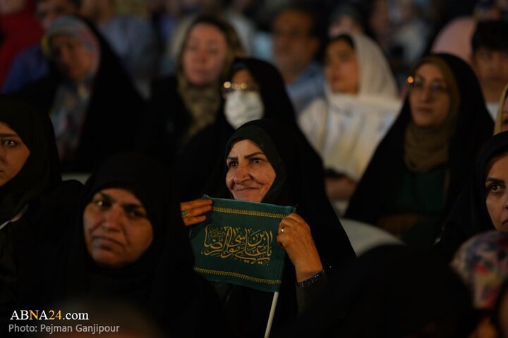 جشن بزرگ میلاد امام رضا(ع) در میدان امام خمینی(ره) اصفهان