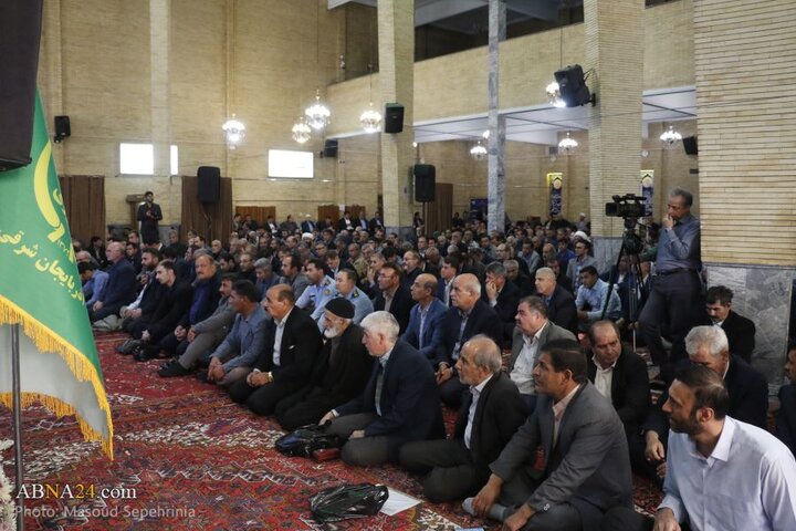 یادواره شهدای سرداران و سنگرسازان بی‌سنگر در شهر تبریز