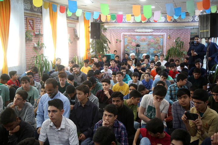 نوجوانان فاطمی میلاد امام رئوف را در حرم اخت الرضا(س) جشن گرفتند