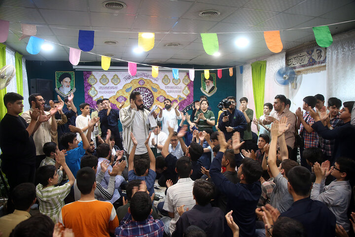 نوجوانان فاطمی میلاد امام رئوف را در حرم اخت الرضا(س) جشن گرفتند