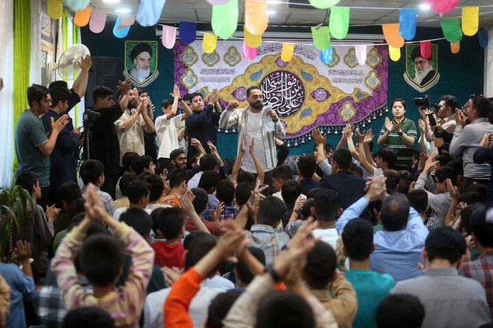 نوجوانان فاطمی میلاد امام رئوف را در حرم اخت الرضا(س) جشن گرفتند