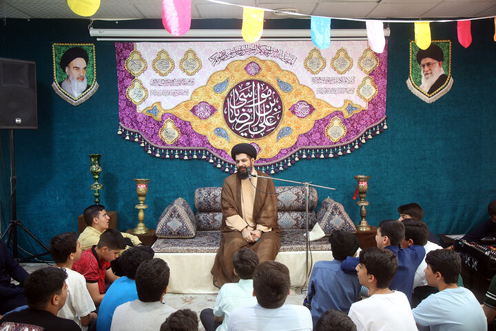 نوجوانان فاطمی میلاد امام رئوف را در حرم اخت الرضا(س) جشن گرفتند