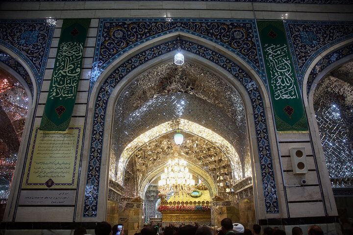 جلوه‌هایی از نام امام رضا (ع)در حرم حضرت فاطمه معصومه (س)