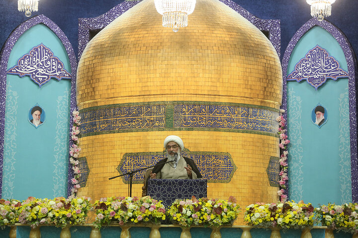 گزارش تصویری | جشن شب میلاد امام رئوف در حرم بانوی کرامت