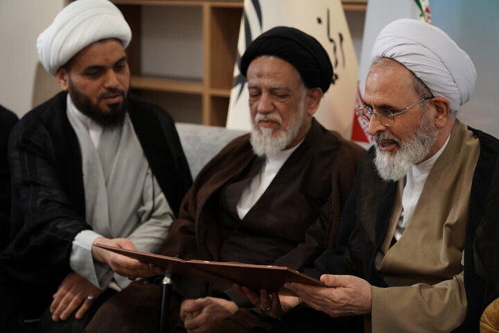 تقرير مصور/ لقاء ضيوف مؤتمر الذكرى المئوية الدولية لتأسيس الحوزة العلمية بقم بآية الله الأعرافي