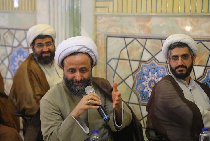 تقرير مصور/ ندوة علمية.. "العرفان في القرن الأخير لحوزة قم" ضمن فعاليات مؤتمر الذكرى المئوية لتأسيس حوزة قم