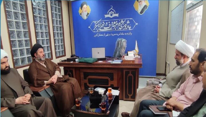 توافق برای امضای تفاهم‌نامه همکاری میان جامعه المصطفی و پژوهشکده امر به معروف و نهی از منکر