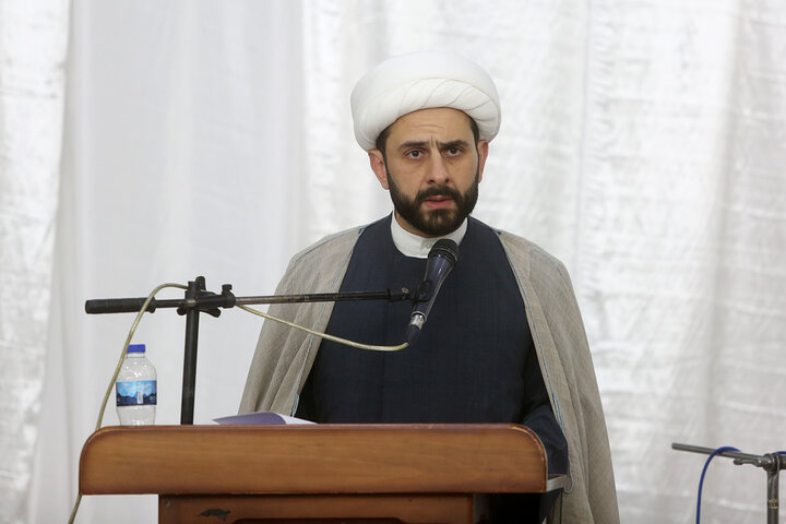 گزارش تصویری؛محفل مولودی‌خوانی عرب‌زبانان مقیم قم در شب میلاد امام رضا(ع)