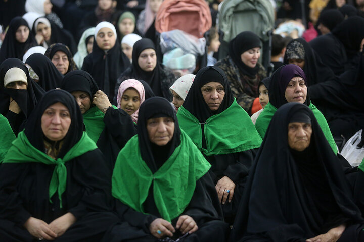 گزارش تصویری؛محفل مولودی‌خوانی عرب‌زبانان مقیم قم در شب میلاد امام رضا(ع)