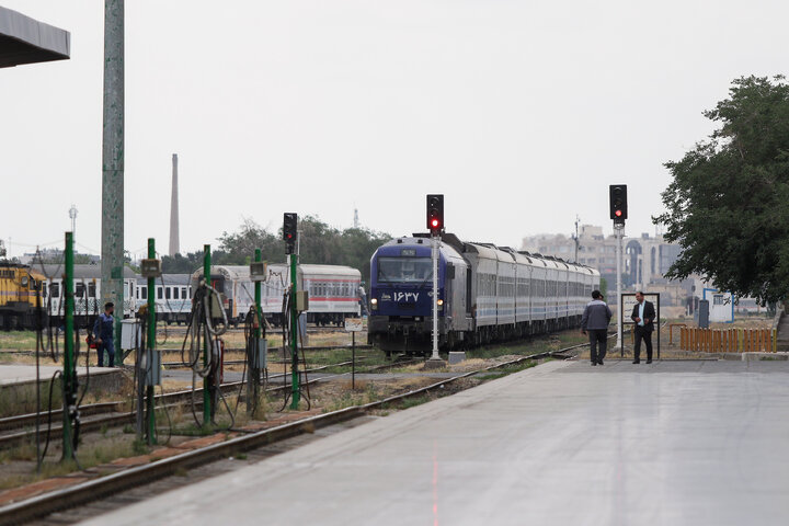 استقبال از زائرین بارگاه منور رضوی در مشهد