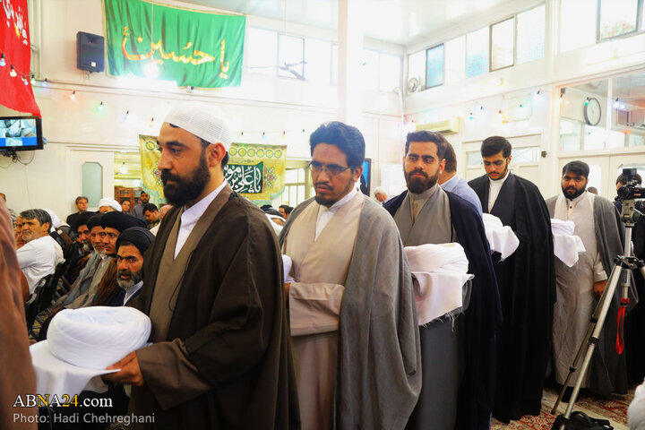 مراسم عمامه گذاری طلاب توسط آیت الله فاضل لنکرانی