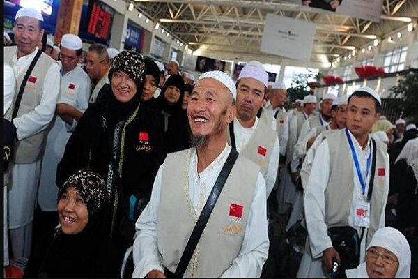 Chinese Hajj Pilgrims Arrive in Medina