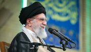 मज़दूर की मेहनत उत्पादन की बुनियाद, नारेबाजी काफी नहीं: आयतुल्लाह खामेनेई 
