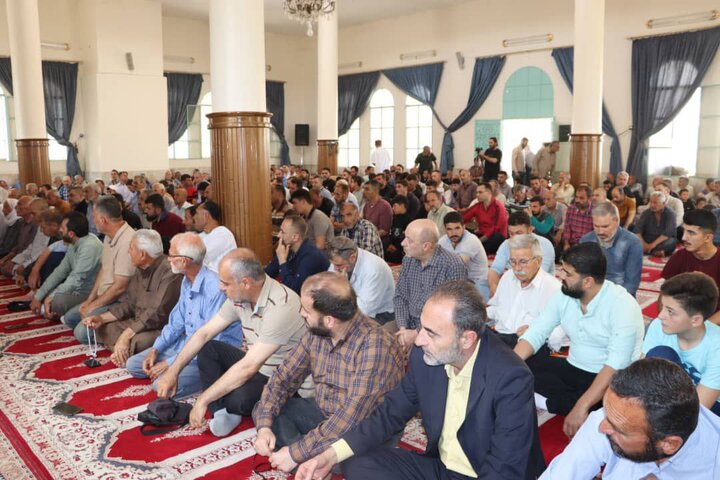 گزارش تصویری | اقامه نماز جمعه در شهر شیعه‌نشین «الزهراء» سوریه