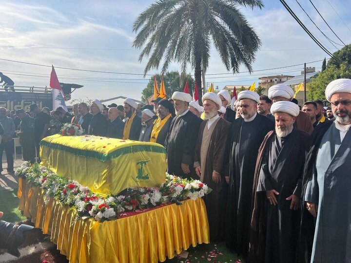 مراسم تشییع پیکر شهید راه قدس «عدنان حرب» در جنوب لبنان