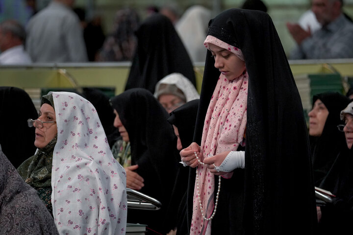 آئین «جمعه‌های انتظار» در حرم مطهر رضوی