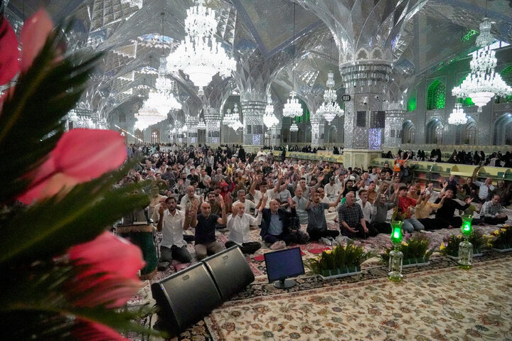 آئین «جمعه‌های انتظار» در حرم مطهر رضوی