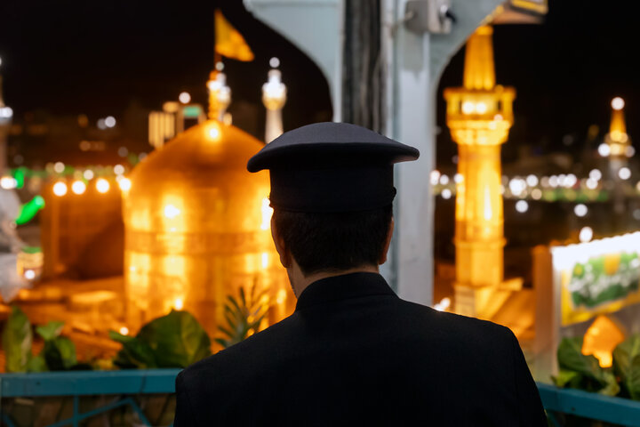 تقرير مصور| ارتفاع صوت النقارة ليلة میلاد الإمام الرضا (ع)