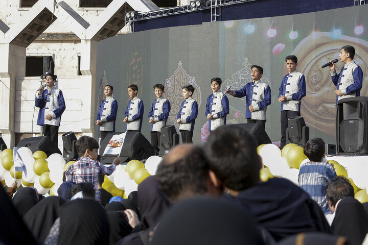 تقرير مصور| الاحتفال الكبير بذكرى ولادة الإمام الرضا عليه السلام في مشهد
