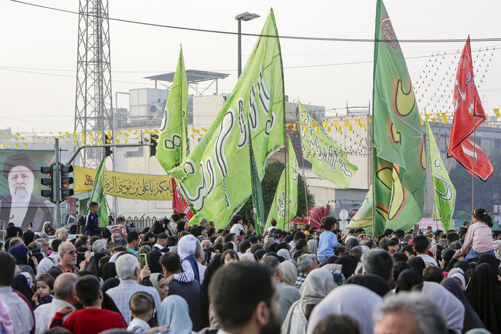 تقرير مصور| الاحتفال الكبير بذكرى ولادة الإمام الرضا عليه السلام في مشهد