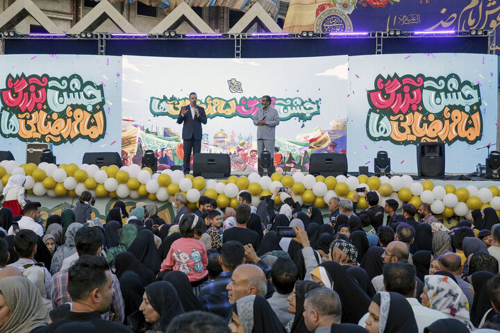 تقرير مصور| الاحتفال الكبير بذكرى ولادة الإمام الرضا عليه السلام في مشهد