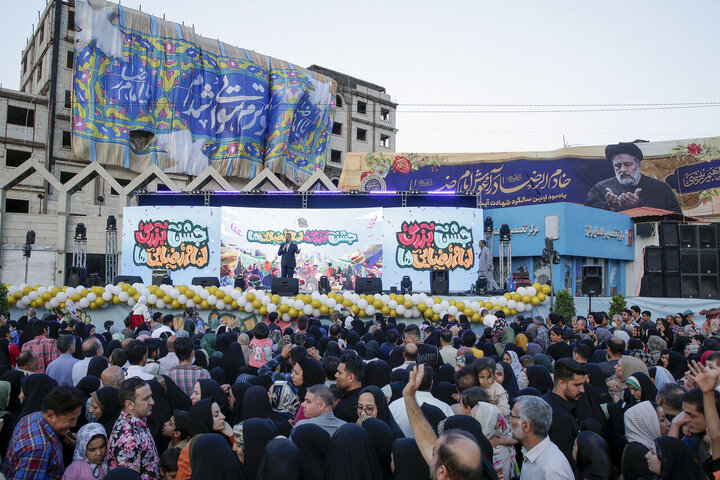 تقرير مصور| الاحتفال الكبير بذكرى ولادة الإمام الرضا عليه السلام في مشهد