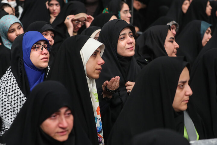 دیدار هزاران نفر از کارگران سراسر کشور
