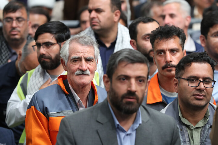 دیدار هزاران نفر از کارگران سراسر کشور