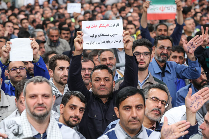دیدار هزاران نفر از کارگران سراسر کشور