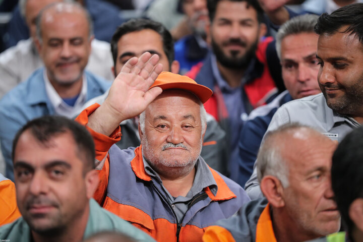 دیدار هزاران نفر از کارگران سراسر کشور