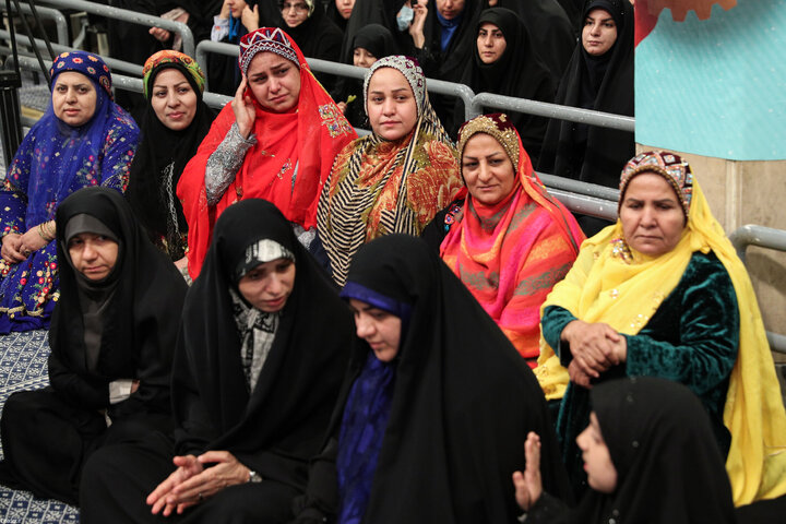دیدار هزاران نفر از کارگران سراسر کشور