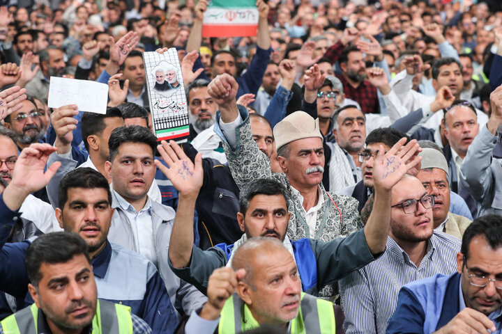 دیدار هزاران نفر از کارگران سراسر کشور