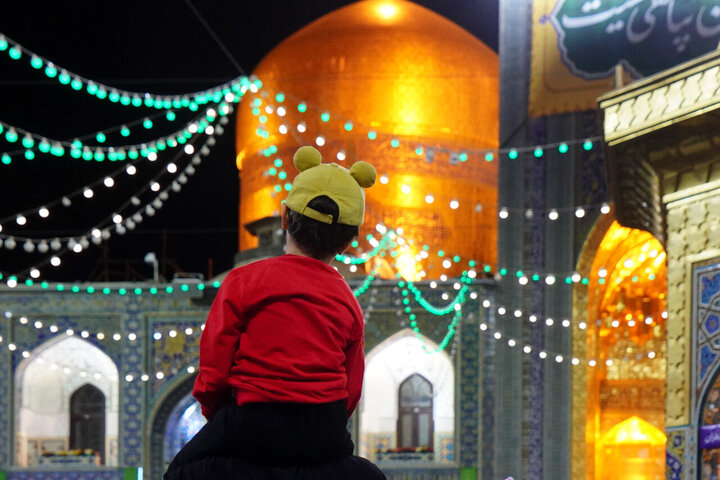 Reporte fotográfico | El ambiente del Santuario Sagrado del Imam Alí ibn Musa ar-Rida (la paz sea con él) durante la Década de la Generosidad