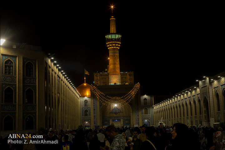 شام میلاد، حرمِ رضا در آغوش نور و نذر و نگاه