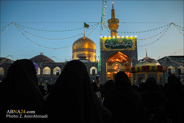 شام میلاد، حرمِ رضا در آغوش نور و نذر و نگاه