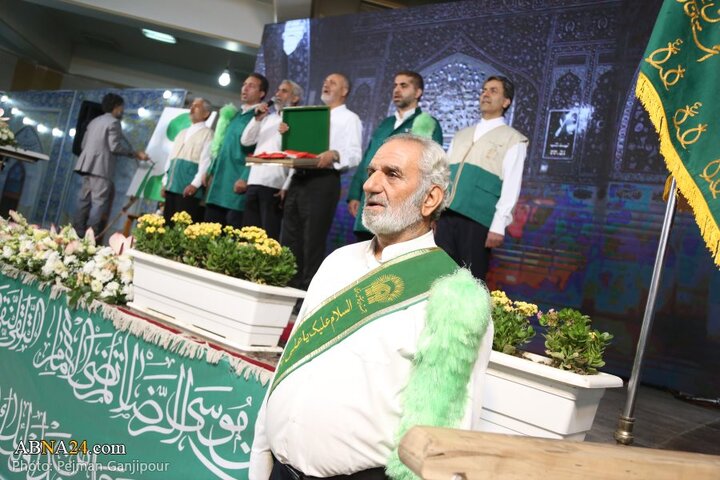 تجلیل از هنرمندان حرم رضوی در شهر اصفهان