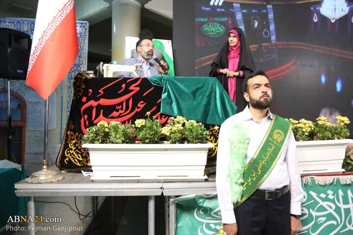 تجلیل از هنرمندان حرم رضوی در شهر اصفهان