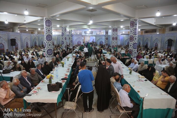 تجلیل از هنرمندان حرم رضوی در شهر اصفهان