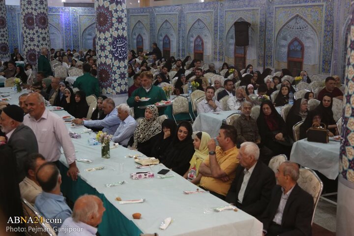 تجلیل از هنرمندان حرم رضوی در شهر اصفهان