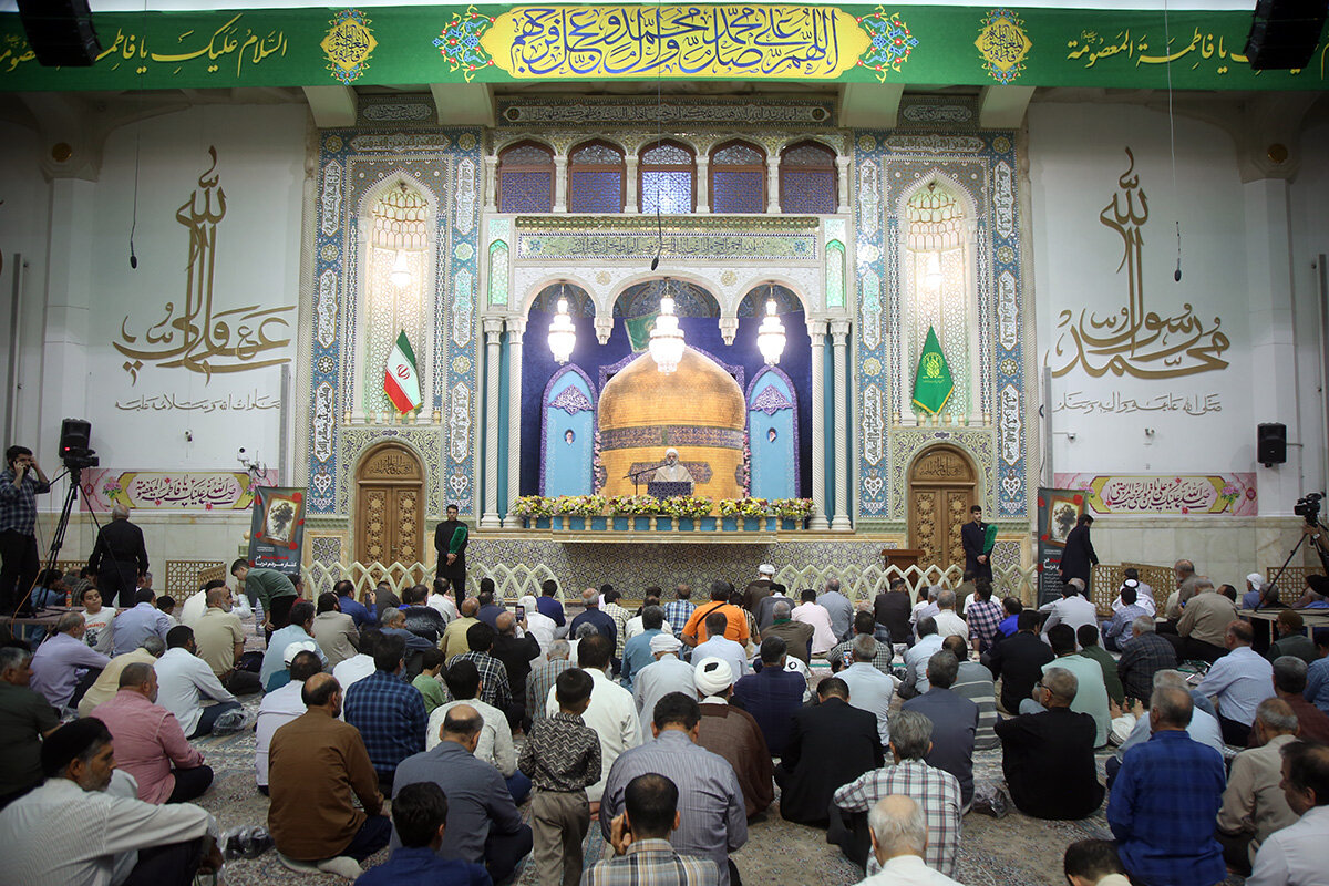 گزارش تصویری | جشن شام میلاد امام رضا(ع) در حرم حضرت فاطمه معصومه(س)
