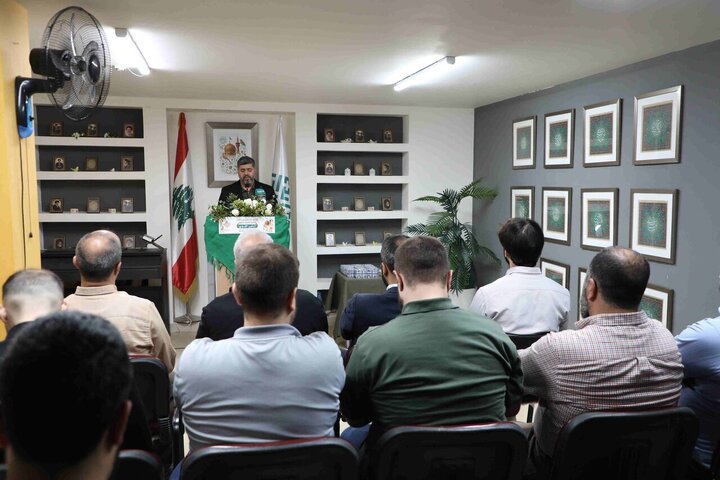 Informe fotográfico | Encuentro poético de "Thamen al-Hujjaj(P)" (Octavo Imam) en Beirut, LíbanoEn el aniversario del nacimiento del Imán Al-Ridá.
