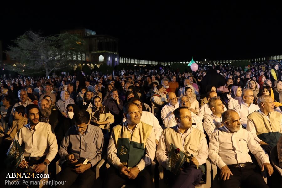 Photos: Grand celebration of Imam Reza birthday at Imam Khomeini Square of Isfahan