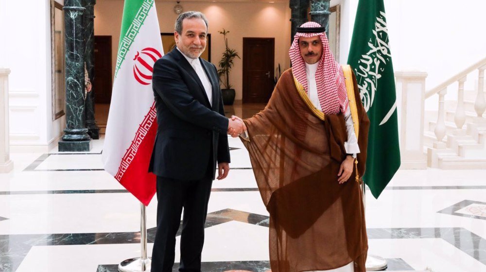 Araghchi updates Saudi counterpart on Iran-US nuclear talks
