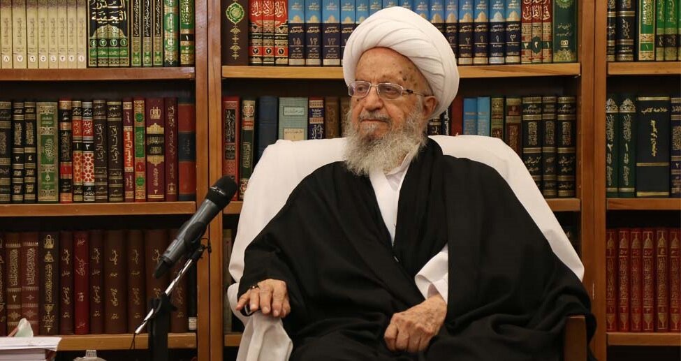 آية الله مكارم الشيرازي: الوحدة الوطنية ودعم القوات العسكرية خير ردّ على العدوان الصهيوني