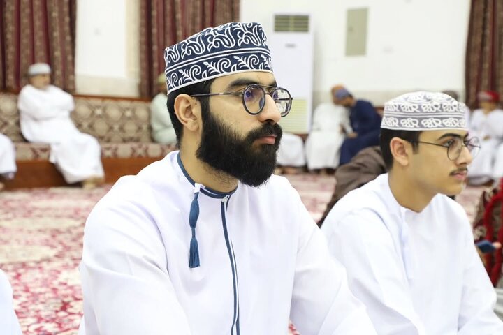تقرير مصور| احتفال بمناسبة ميلاد الإمام الرضا (ع) في حسينية الإمام الحسن(ع) بمدينة "صحم" العمانية